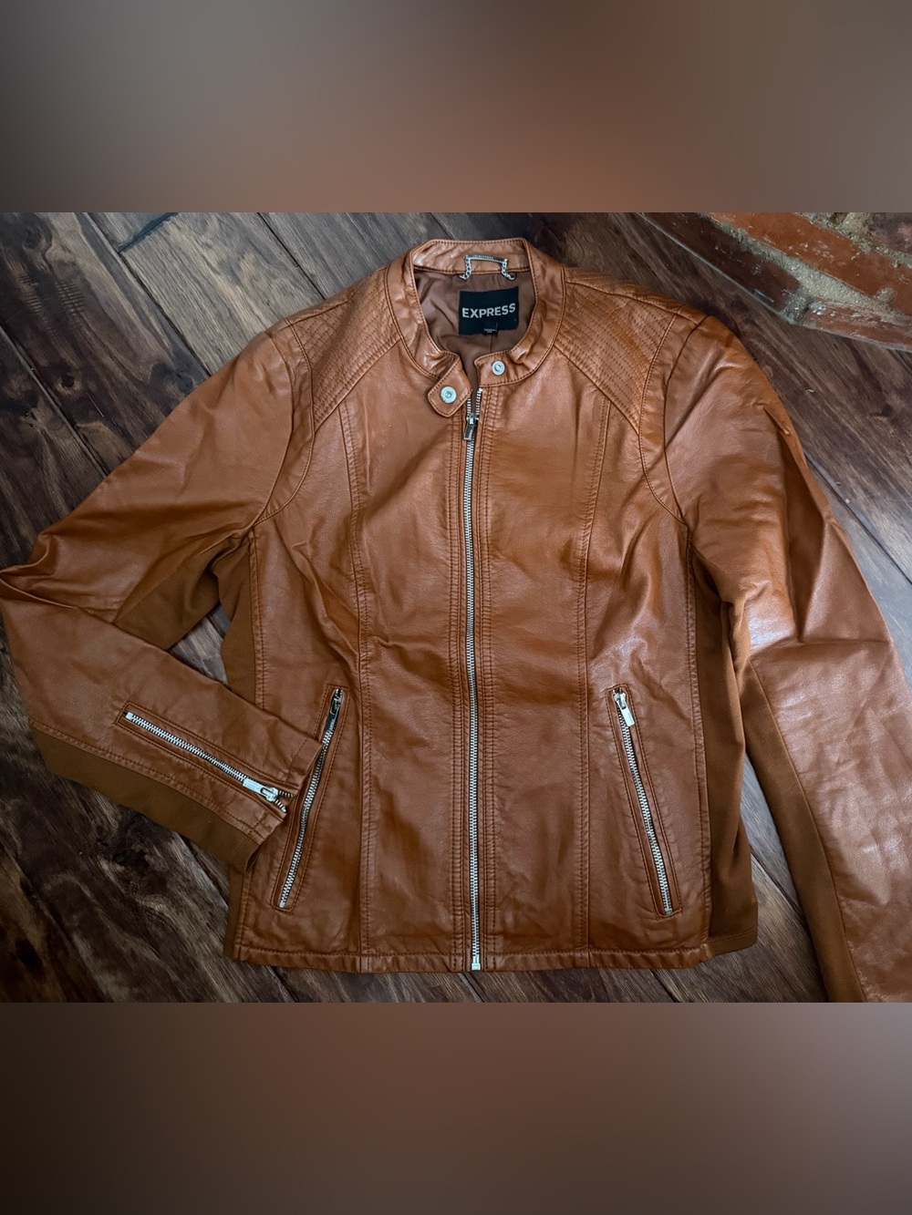 Women's Express Faux Leather Moto Jacket
Brown Size Large